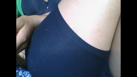 Snapshot of rosia685234 chatting on September 15, 2025, 7:36 pm rosia685234 online show from September 15, 2025, 7:36 pm