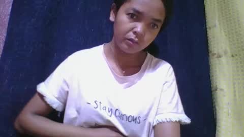 Snapshot of rosia685234 chatting on October 11, 2025, 2:33 am rosia685234 online show from October 11, 2025, 2:33 am