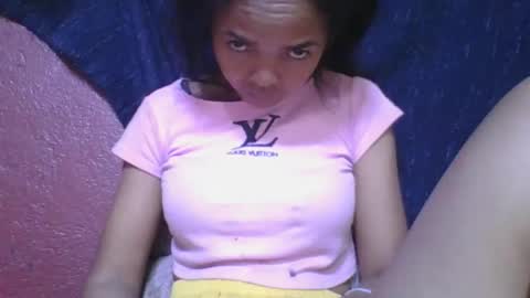 rosia685234 online show from November 9, 2025, 5:50 am