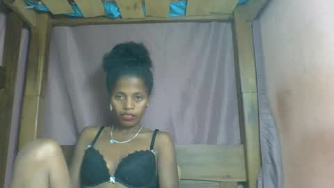 rosia online show from February 28, 2025, 1:03 pm