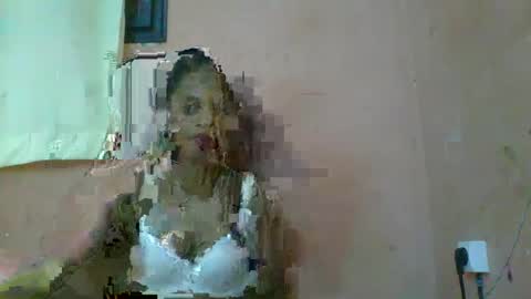 rosia online show from March 12, 2025, 6:22 pm