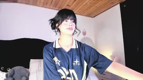 Rosieeee  online show from May 24, 2026, 9:20 pm