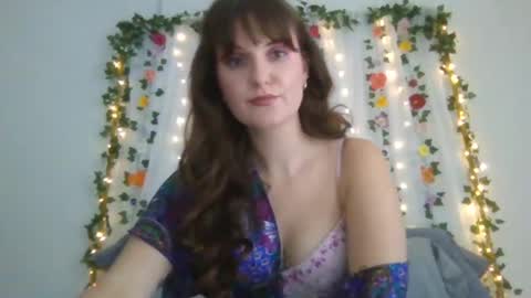 rosie_woods online show from September 18, 2025, 6:54 pm