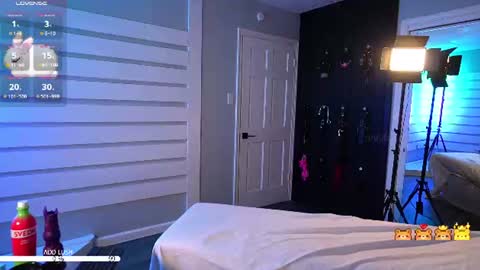 Rosie Bones online show from June 20, 2026, 12:14 am