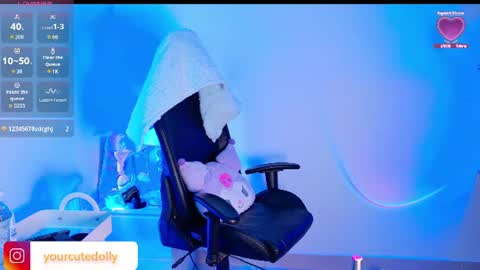 rositafresita01 online show from August 6, 2026, 1:13 pm