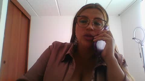 Snapshot of rossanalionheart chatting on December 11, 2024, 7:46 pm Rossana  online show from December 11, 2024, 7:46 pm