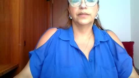 Rossana  online show from April 10, 2026, 12:21 pm