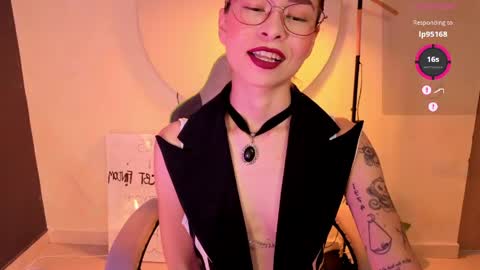 Snapshot of rosse_98_ chatting on May 1, 2026, 2:43 pm Miss Rosse online show from May 1, 2026, 2:43 pm