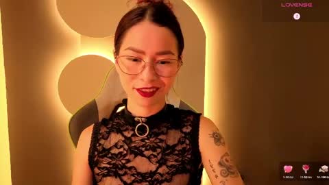 Snapshot of rosse_98_ chatting on May 9, 2026, 1:16 pm Miss Rosse online show from May 9, 2026, 1:16 pm