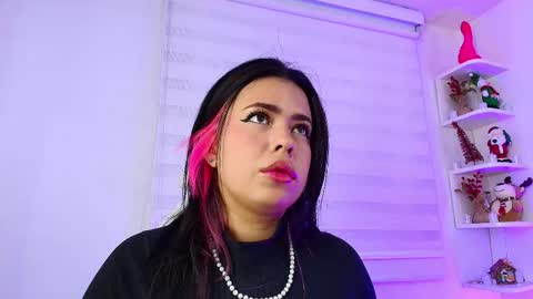   online show from November 28, 2025, 11:46 am