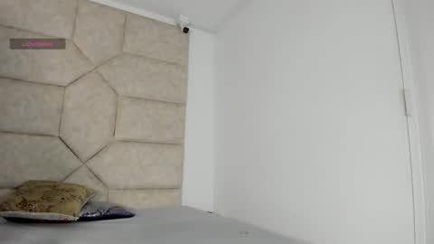 rosse_evans_3 online show from September 11, 2025, 12:44 am