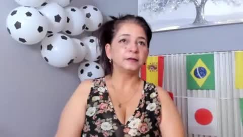 Snapshot of rosse_milf1 chatting on June 23, 2026, 11:52 am rosse_milf1 online show from June 23, 2026, 11:52 am