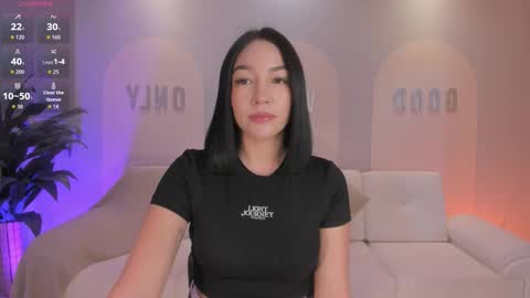 Snapshot of rossierhoades chatting on September 22, 2025, 7:05 pm Rossie Rhoades online show from September 22, 2025, 7:05 pm