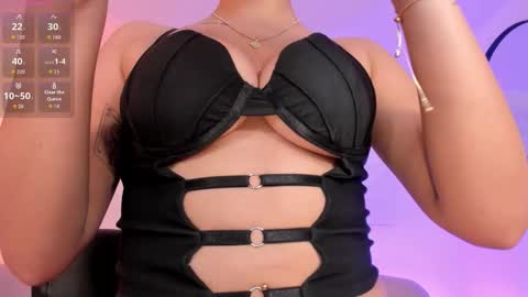 Snapshot of rossierhoades chatting on October 9, 2025, 8:07 pm Rossie Rhoades online show from October 9, 2025, 8:07 pm