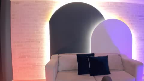 Snapshot of rossierhoades chatting on October 23, 2025, 7:34 pm Rossie Rhoades online show from October 23, 2025, 7:34 pm