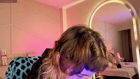 rossiie_hunt_ online show from May 26, 2026, 12:34 pm