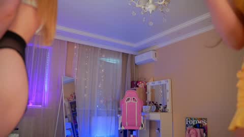 Hi Im Maria Check my Bio  online show from October 20, 2025, 11:43 am