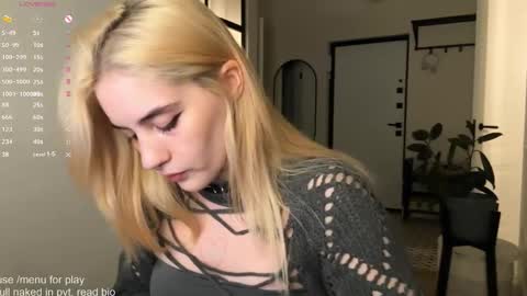 Snapshot of rottenlullaby chatting on September 19, 2025, 8:20 pm  - my telegram channel online show from September 19, 2025, 8:20 pm