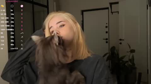 Snapshot of rottenlullaby chatting on October 5, 2025, 9:34 pm  - my telegram channel online show from October 5, 2025, 9:34 pm