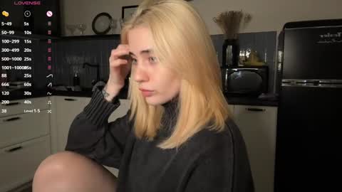 Snapshot of rottenlullaby chatting on October 24, 2025, 7:43 pm  - my telegram channel online show from October 24, 2025, 7:43 pm