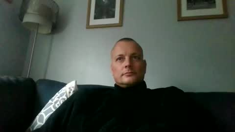 Snapshot of rotunda1874 chatting on November 9, 2025, 2:37 pm rotunda1874 online show from November 9, 2025, 2:37 pm