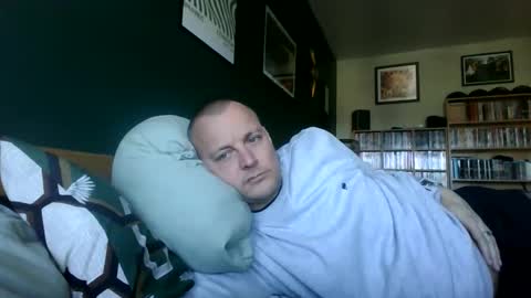 Snapshot of rotunda1874 chatting on November 25, 2025, 12:05 pm rotunda1874 online show from November 25, 2025, 12:05 pm