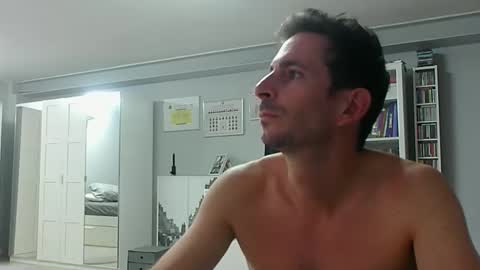 Snapshot of roubarixx chatting on September 16, 2025, 9:16 pm roubarixx online show from September 16, 2025, 9:16 pm