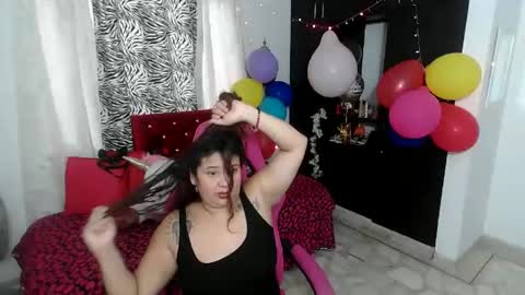 Snapshot of rous_kinky chatting on June 10, 2026, 1:21 pm rous_kinky online show from June 10, 2026, 1:21 pm