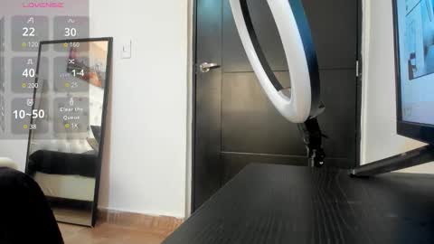 Snapshot of rouse_sexy_hotxx77 chatting on September 28, 2025, 3:39 pm rouse_sexy_hotxx77 online show from September 28, 2025, 3:39 pm