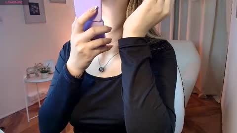 Snapshot of rousee_v chatting on February 11, 2026, 1:05 pm Rousee online show from February 11, 2026, 1:05 pm