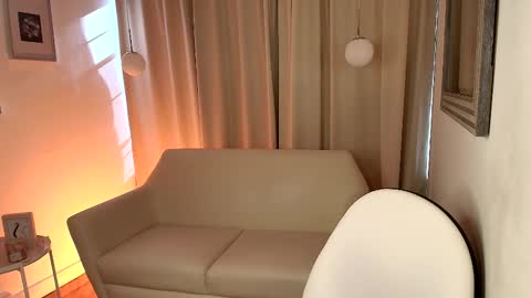 Snapshot of rousee_v chatting on February 21, 2026, 1:01 pm Rousee online show from February 21, 2026, 1:01 pm