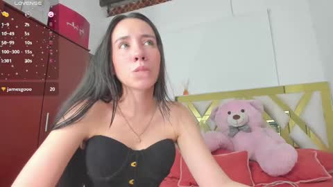 Snapshot of rousee_yarelds chatting on January 10, 2025, 2:46 am rousee_yarelds online show from January 10, 2025, 2:46 am