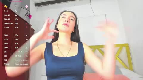 rousee_yarelds online show from June 6, 2026, 4:50 am