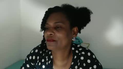 luxa online show from February 11, 2026, 9:31 pm