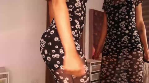 Rouss marie henao  online show from May 4, 2026, 11:28 am