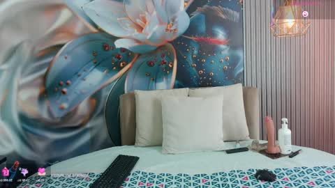 Snapshot of rouxinferno_cr chatting on April 8, 2026, 3:17 am rouxinferno_cr online show from April 8, 2026, 3:17 am