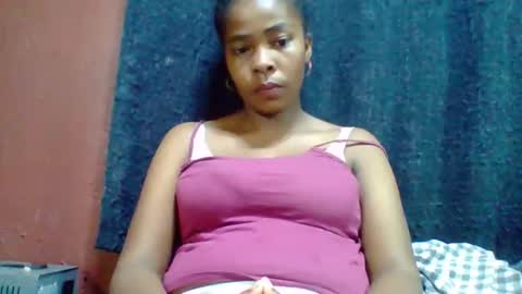 rovaelyah online show from September 29, 2025, 4:50 am