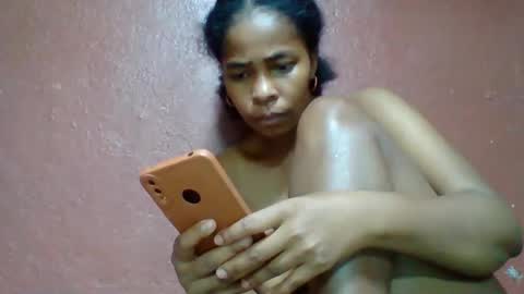 rovaelyah online show from October 28, 2025, 8:11 pm