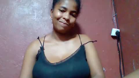 Snapshot of rovaelyah chatting on February 8, 2026, 2:53 pm rovaelyah online show from February 8, 2026, 2:53 pm