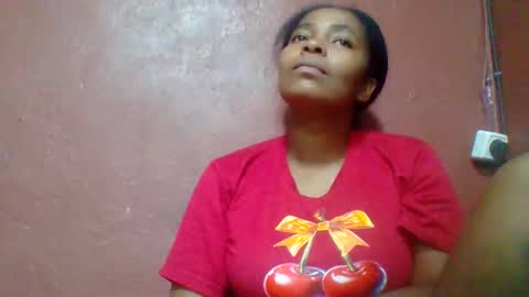 Snapshot of rovaelyah chatting on March 12, 2026, 9:26 am rovaelyah online show from March 12, 2026, 9:26 am