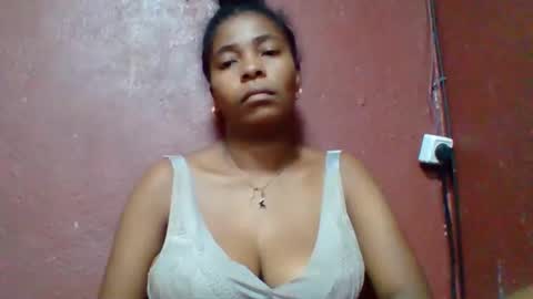 Snapshot of rovaelyah chatting on March 21, 2026, 8:19 am rovaelyah online show from March 21, 2026, 8:19 am