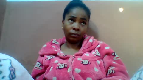 rovaelyah online show from July 6, 2026, 4:31 am
