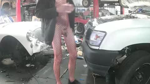 rover_ online show from September 20, 2025, 2:34 am