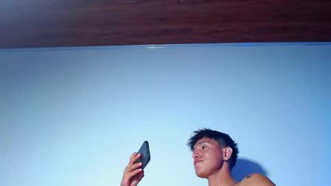 rowanboy23 online show from March 21, 2026, 6:29 am