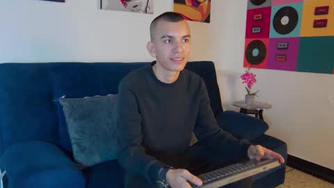 Rowan online show from October 17, 2025, 2:41 pm