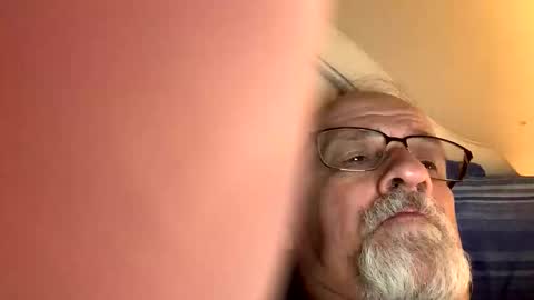 rowdy1966 online show from May 17, 2026, 1:47 am