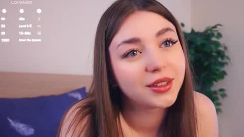 Michelle online show from March 8, 2025, 3:39 am