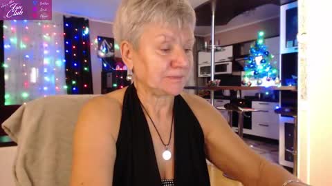 Roxana online show from January 3, 2025, 1:47 pm