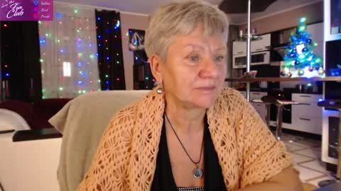 Roxana online show from January 3, 2025, 4:48 pm