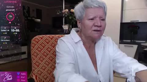 Roxana online show from October 5, 2025, 6:28 pm